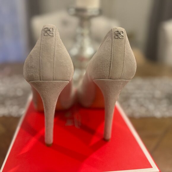 (C) Coach Selma Cloud Kid Suede Heels Size 8 - Picture 3 of 4